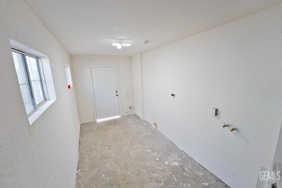 407 8th Street — photo 15
