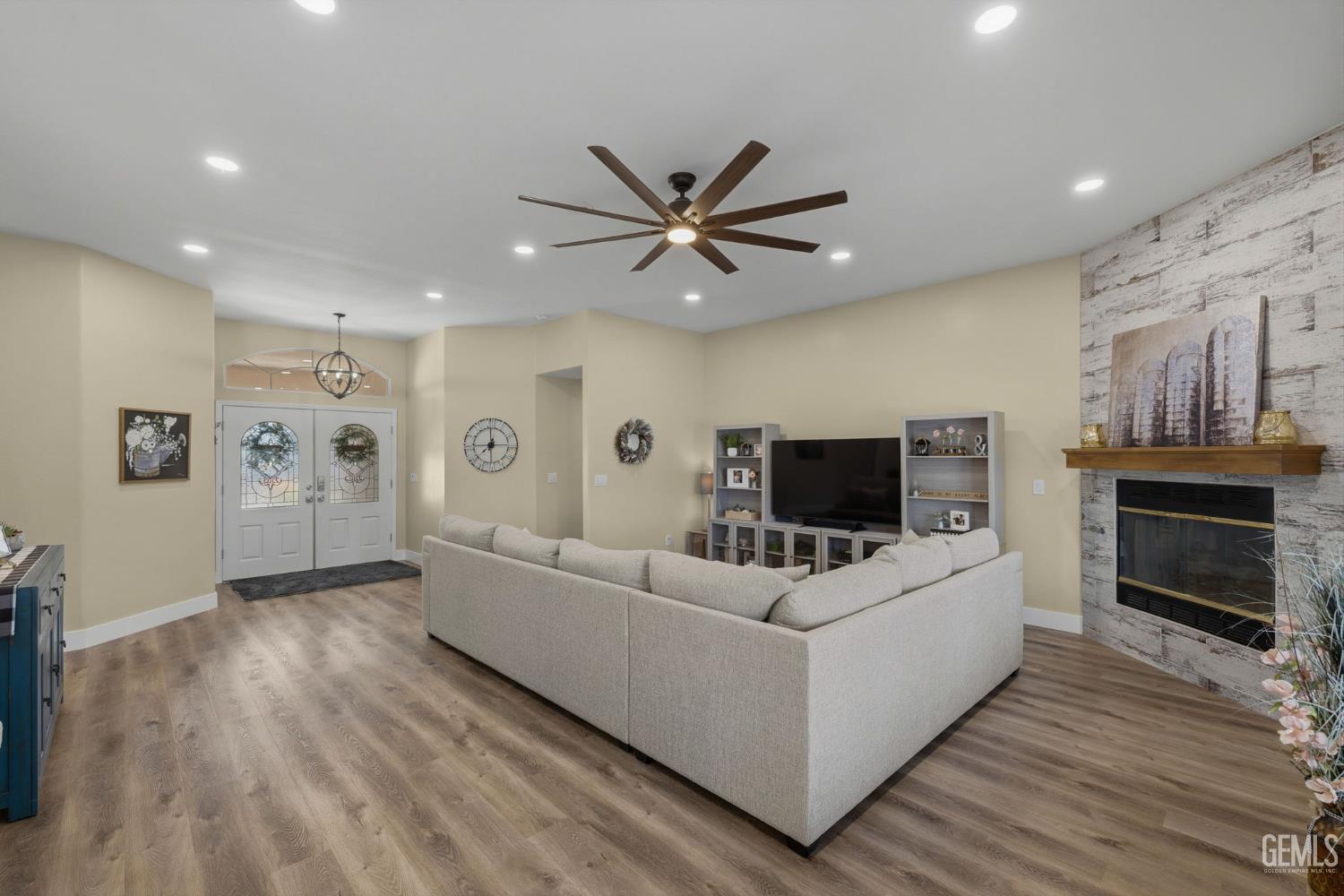 4401 Palisades Circle — photo 16