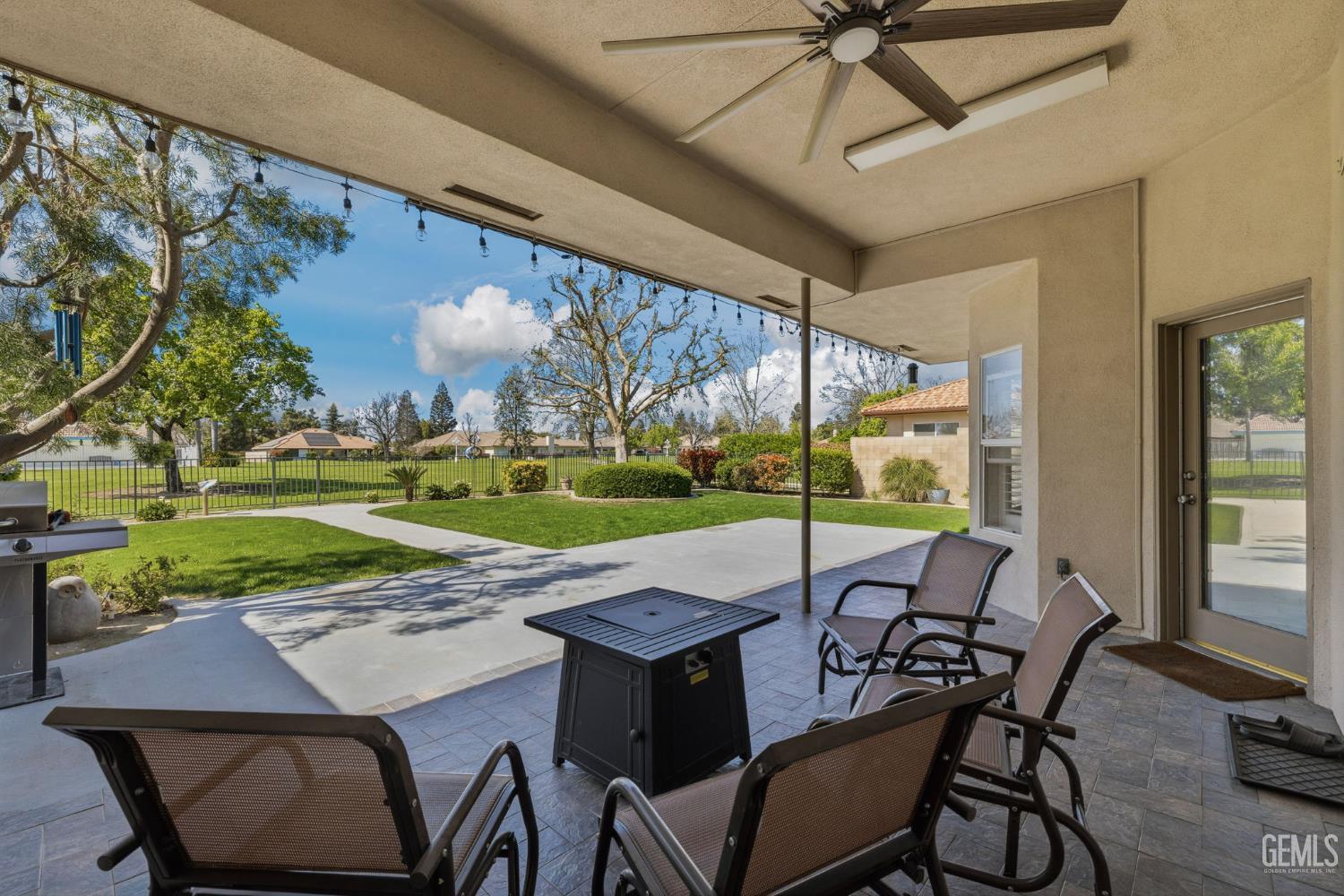 4401 Palisades Circle — photo 49