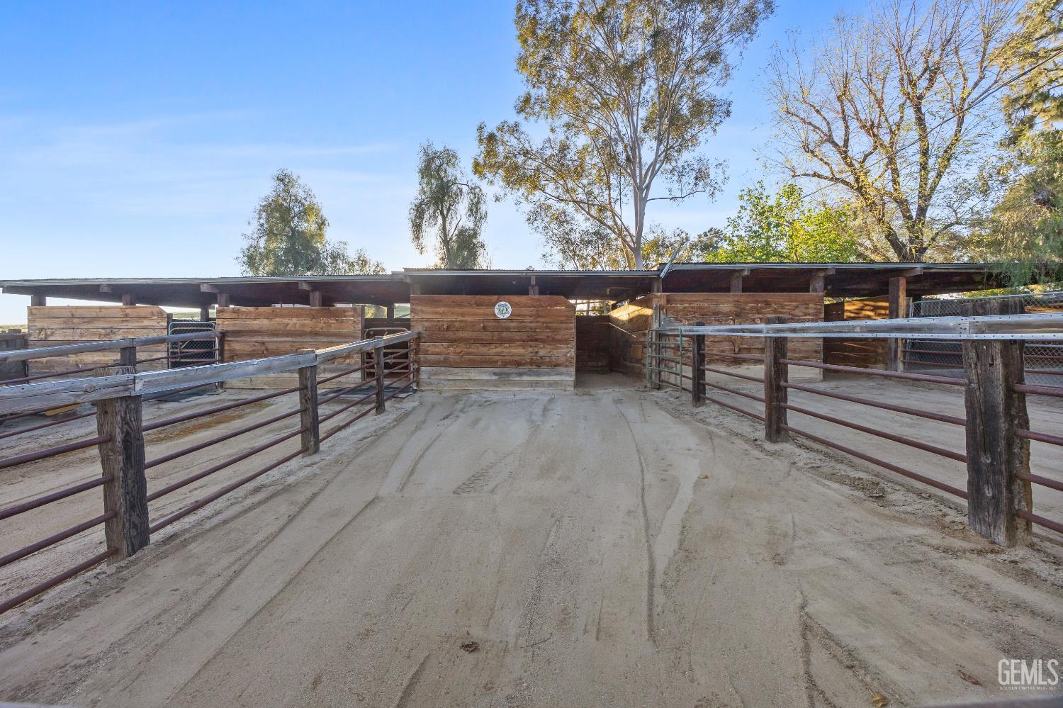 12147 Cliff Avenue — photo 31