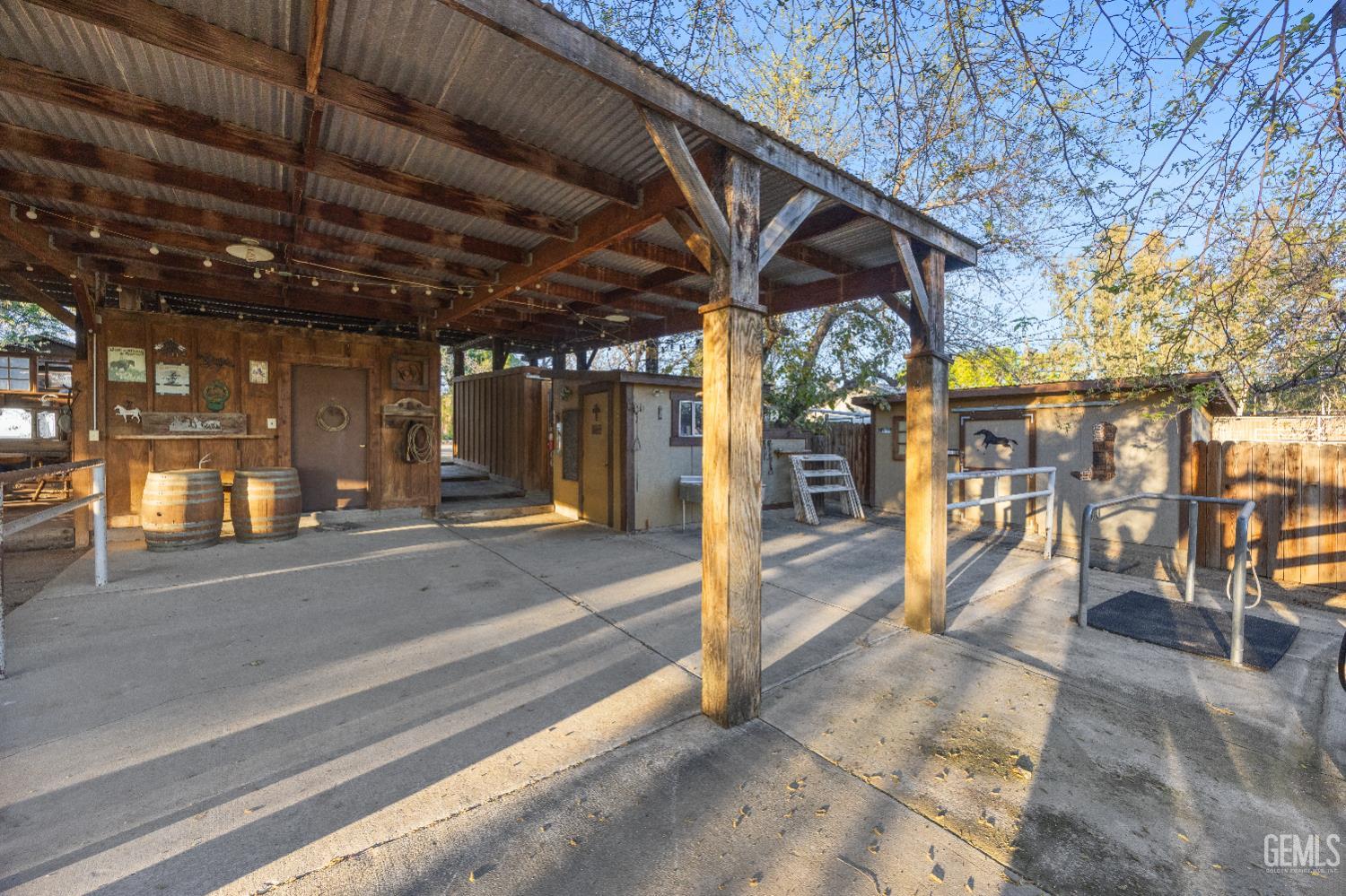 12147 Cliff Avenue — photo 34