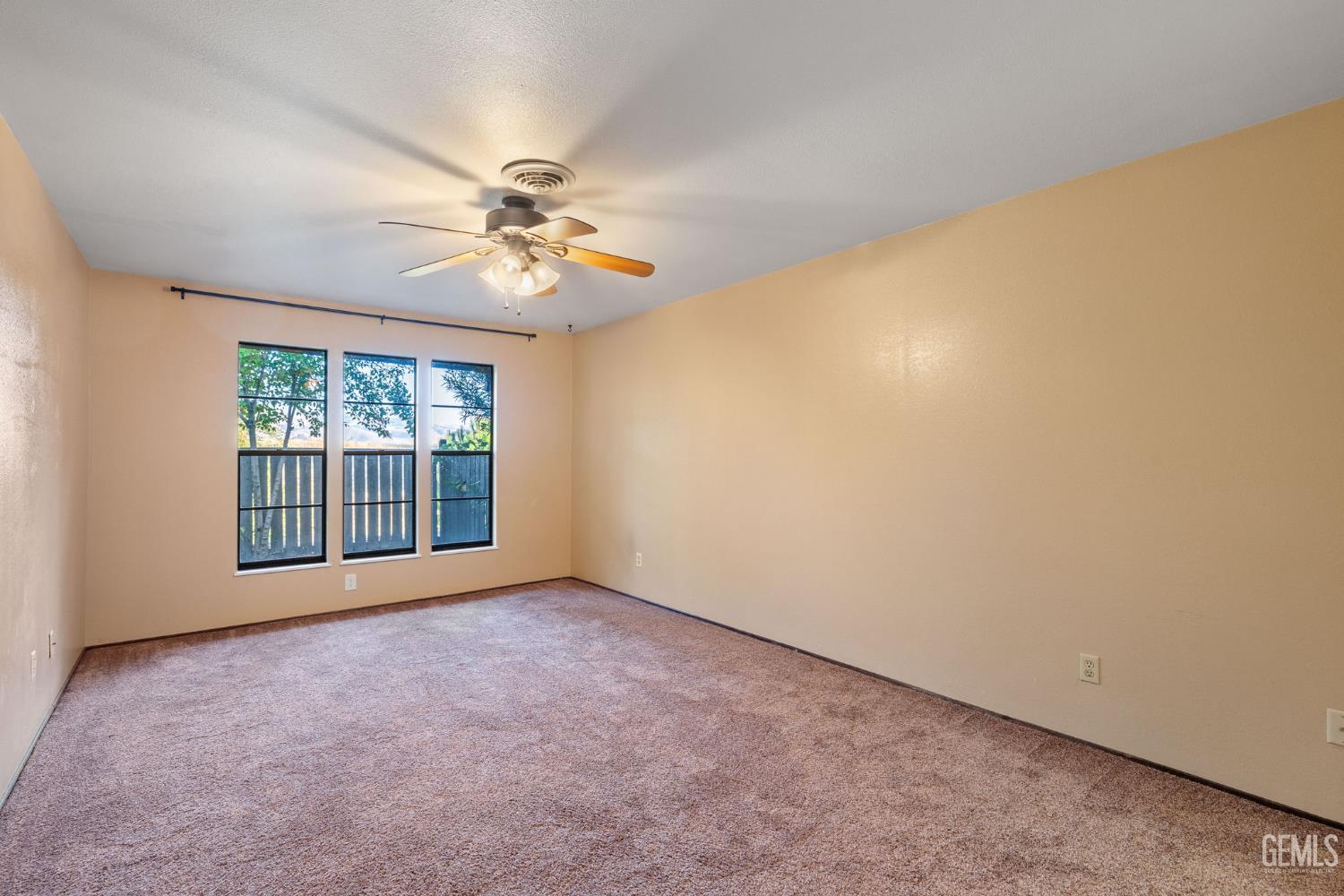 11930 Laver Court — photo 31