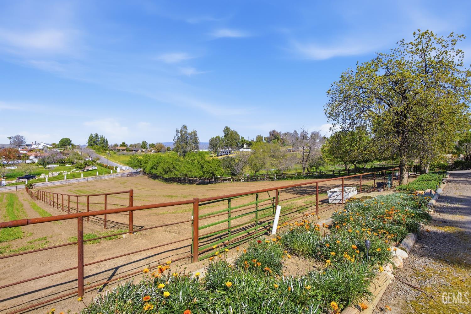 12147 Cliff Avenue — photo 40
