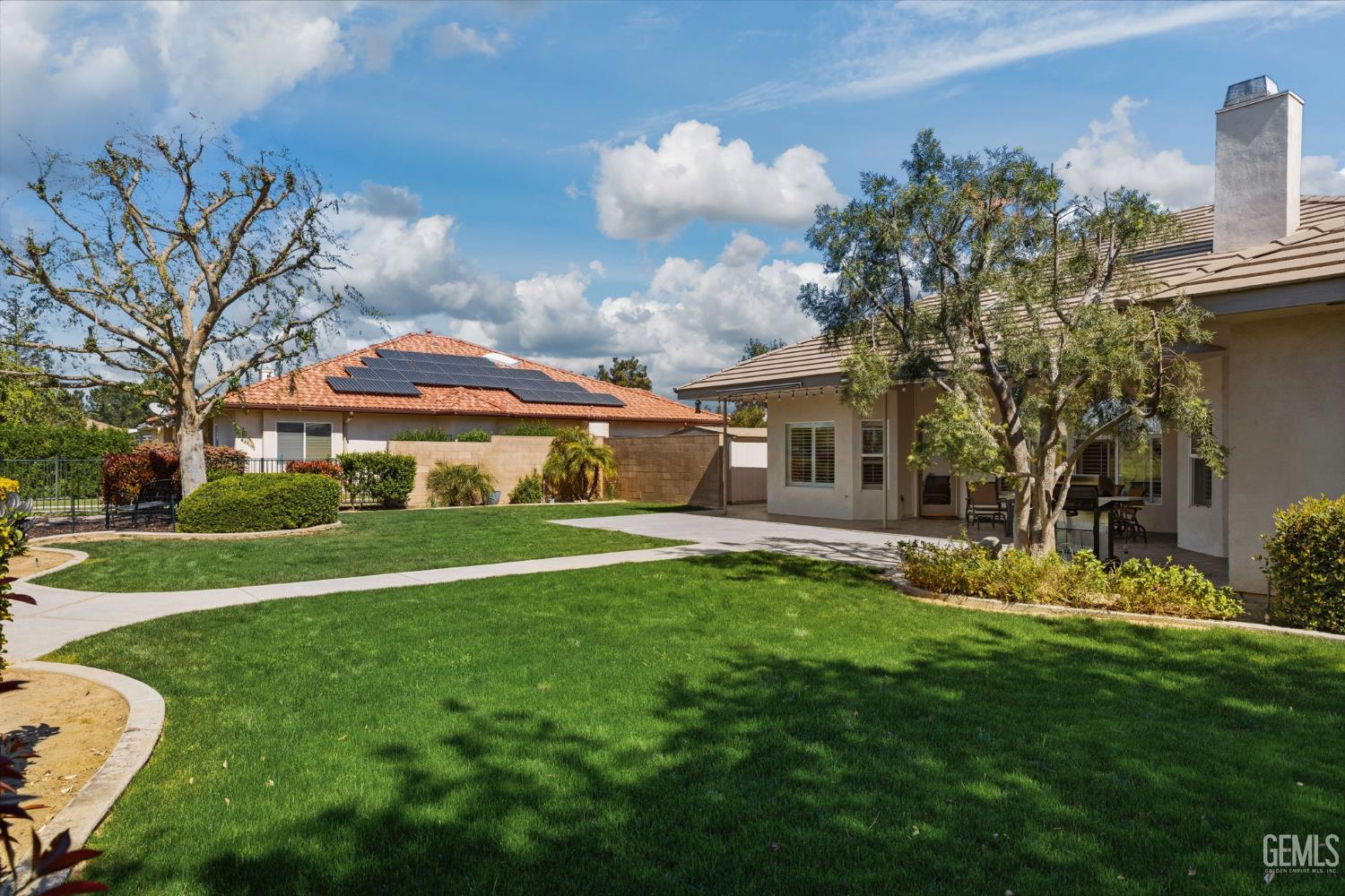 4401 Palisades Circle — photo 53