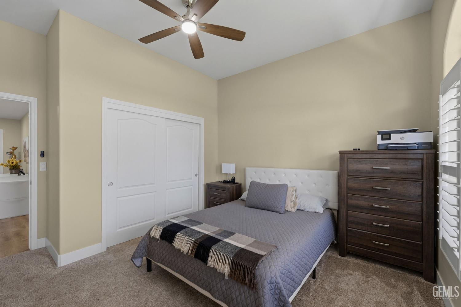4401 Palisades Circle — photo 44