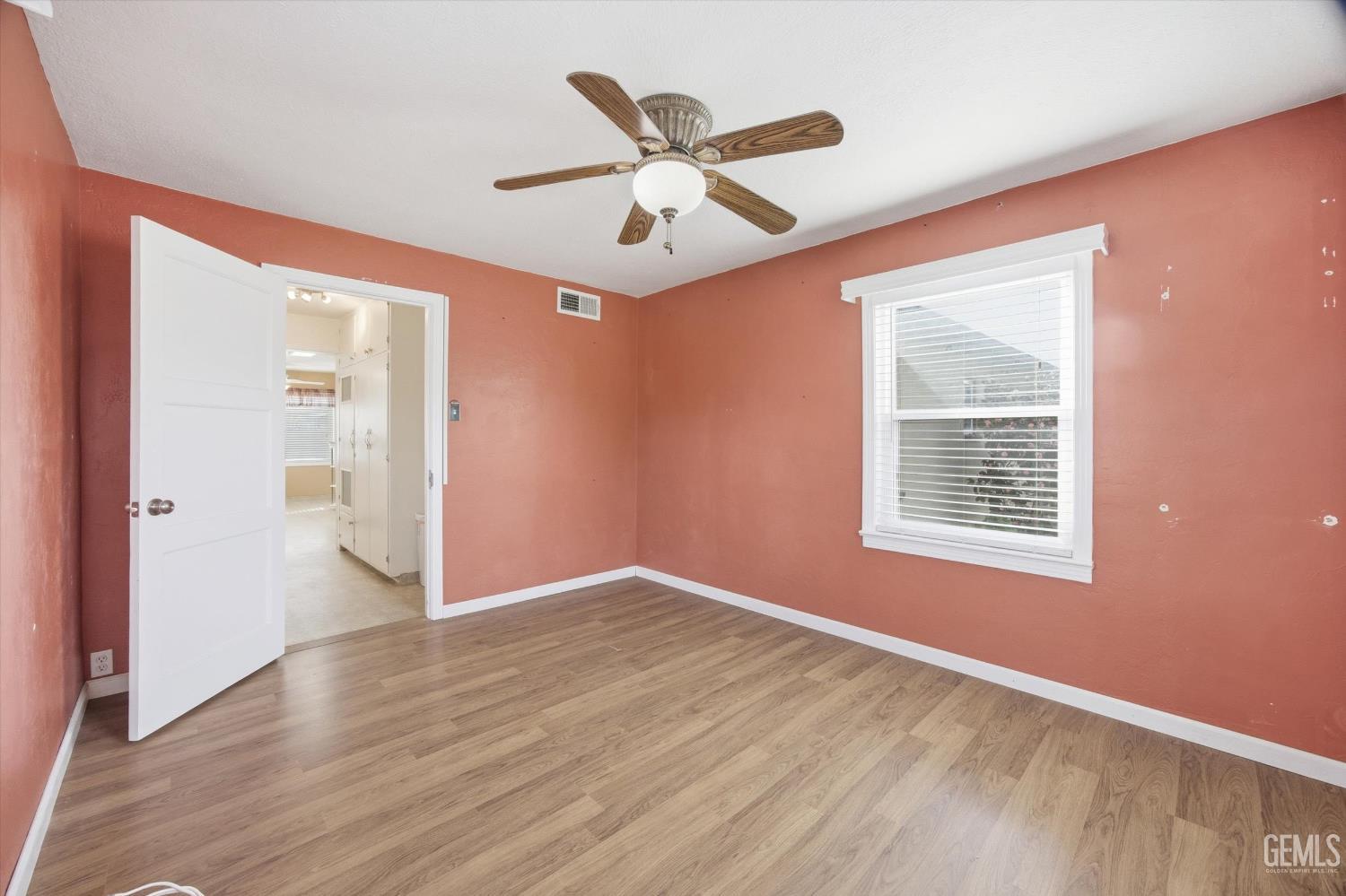 1102 Castro Lane — photo 32