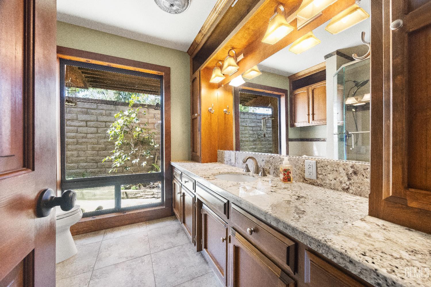 12147 Cliff Avenue — photo 12