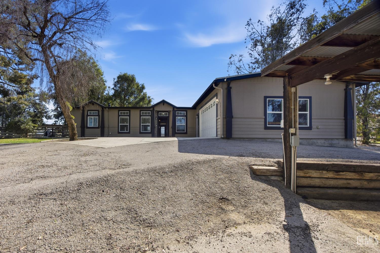 12147 Cliff Avenue — photo 15