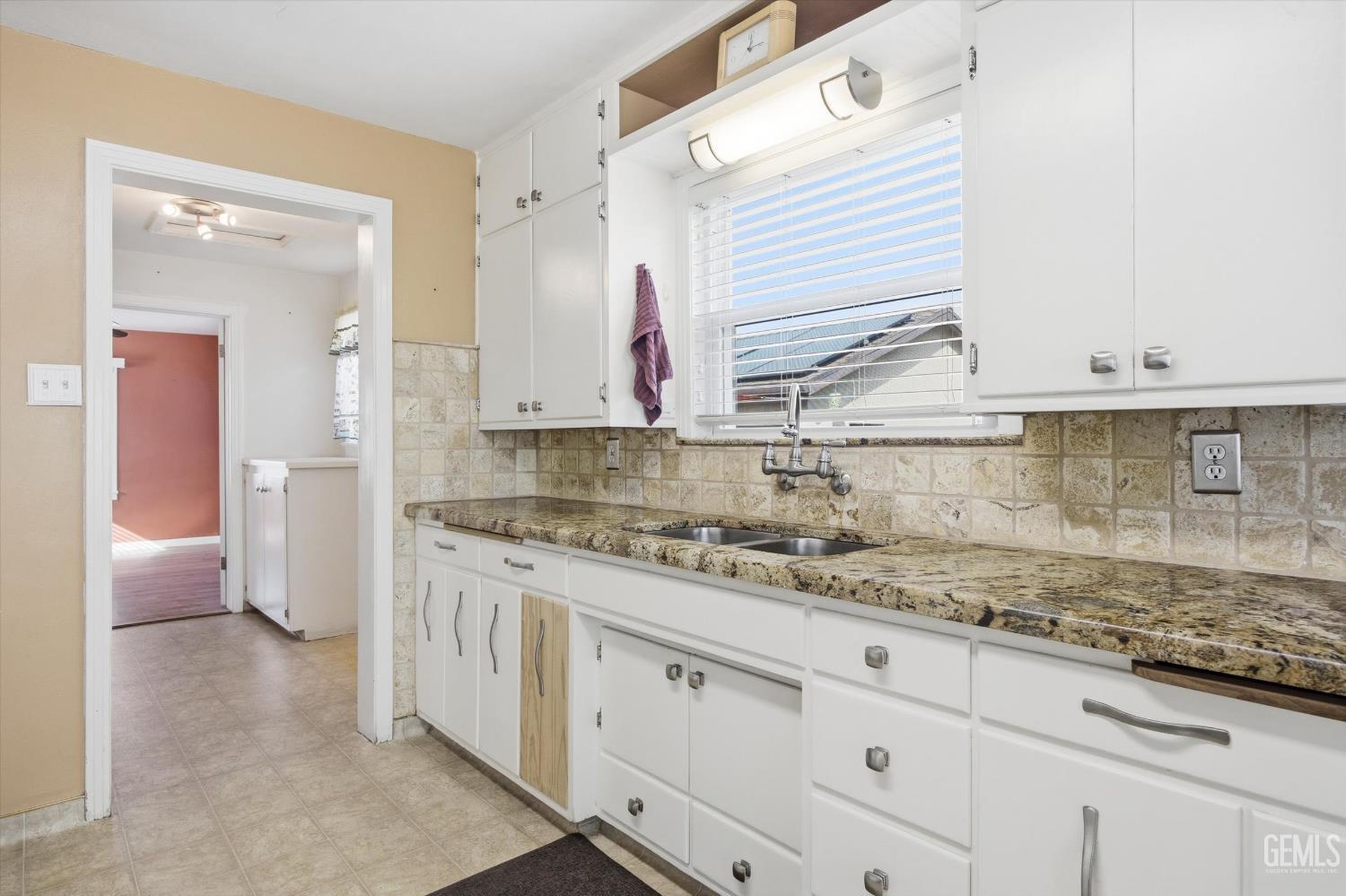 1102 Castro Lane — photo 22