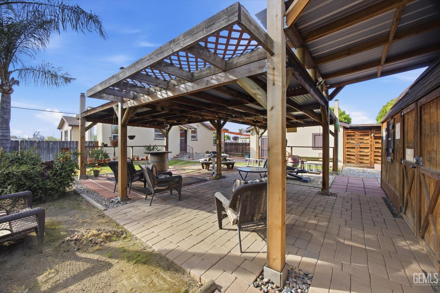1102 Castro Lane — photo 36