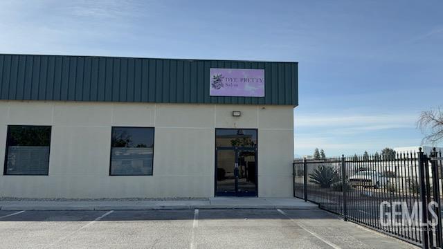 4415 Yeager Way — photo 3