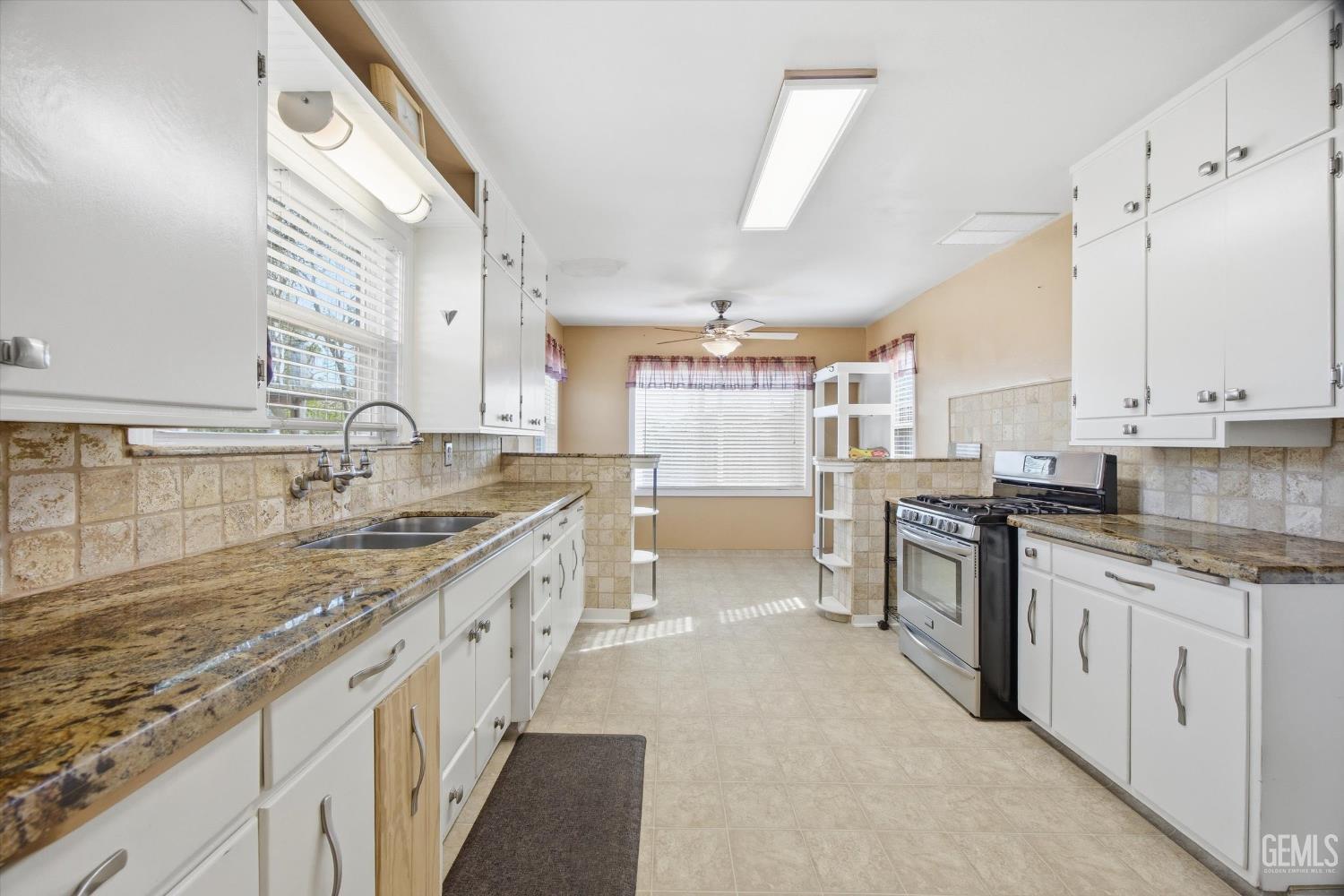 1102 Castro Lane — photo 18