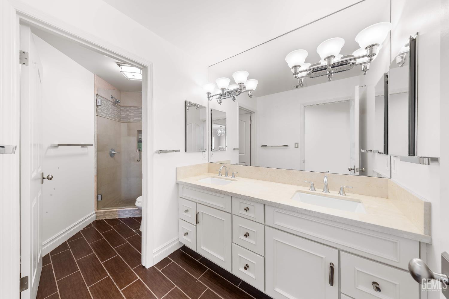 1001 Sungro Way — photo 32