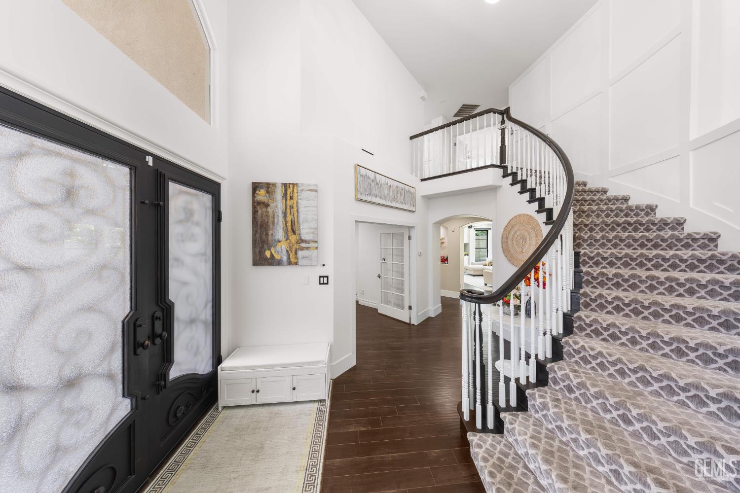 1001 Sungro Way — photo 5