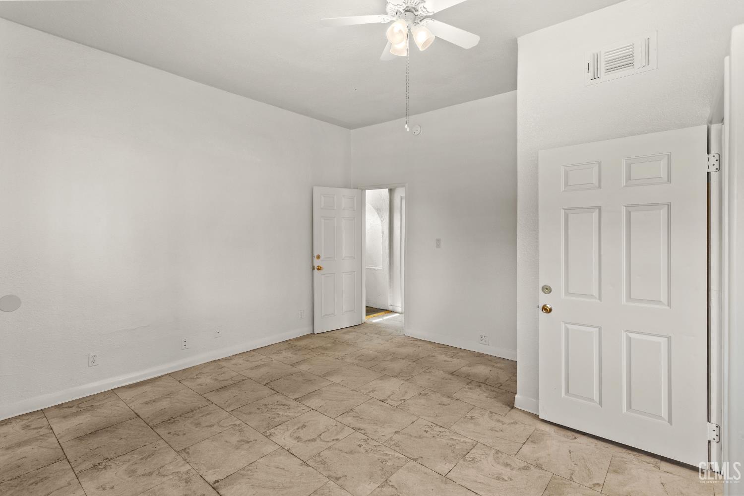 1893 Flower Street — photo 15