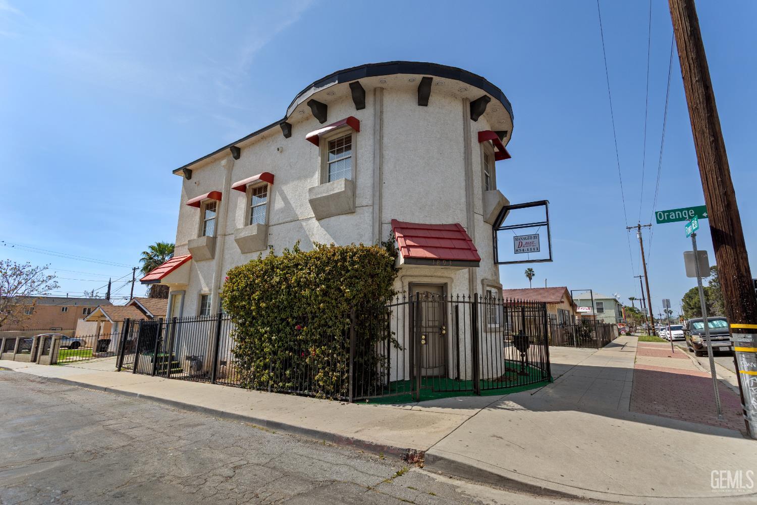 1893 Flower Street — photo 3