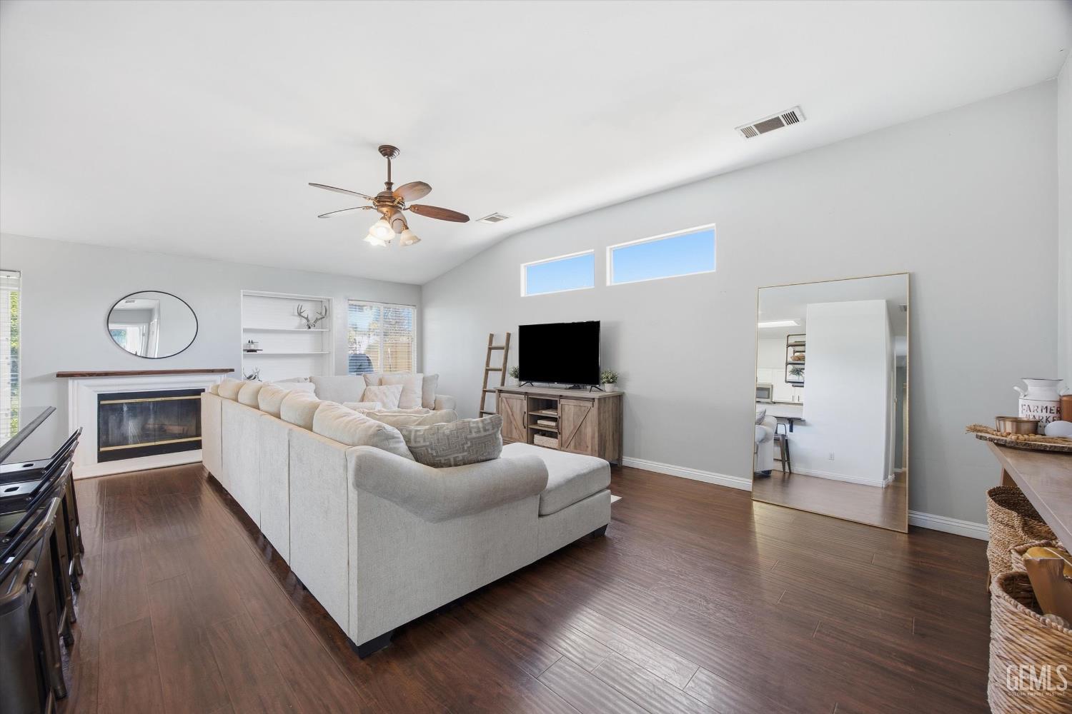 10702 Peach Blossom Avenue — photo 11
