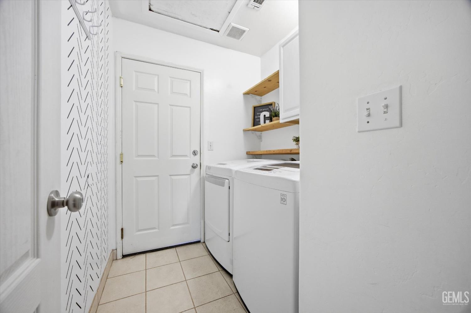 10702 Peach Blossom Avenue — photo 9