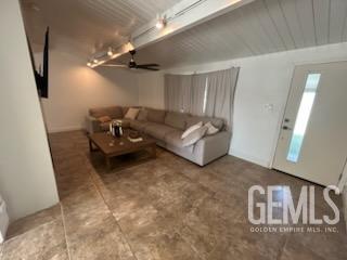 909 Oberlin Court — photo 5