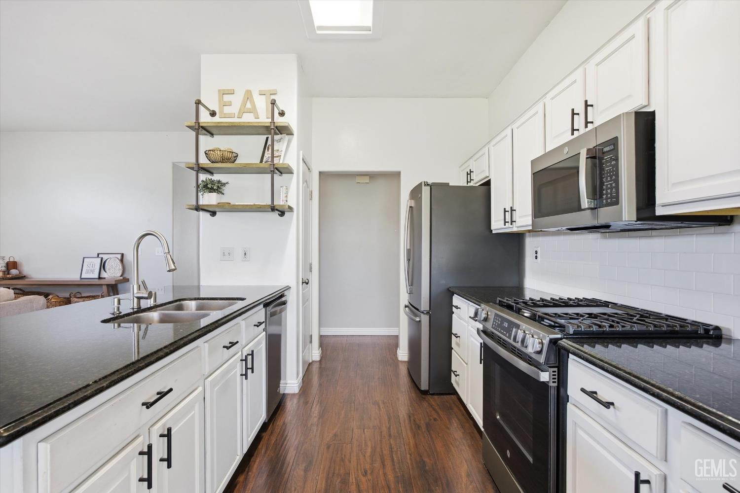 10702 Peach Blossom Avenue — photo 21