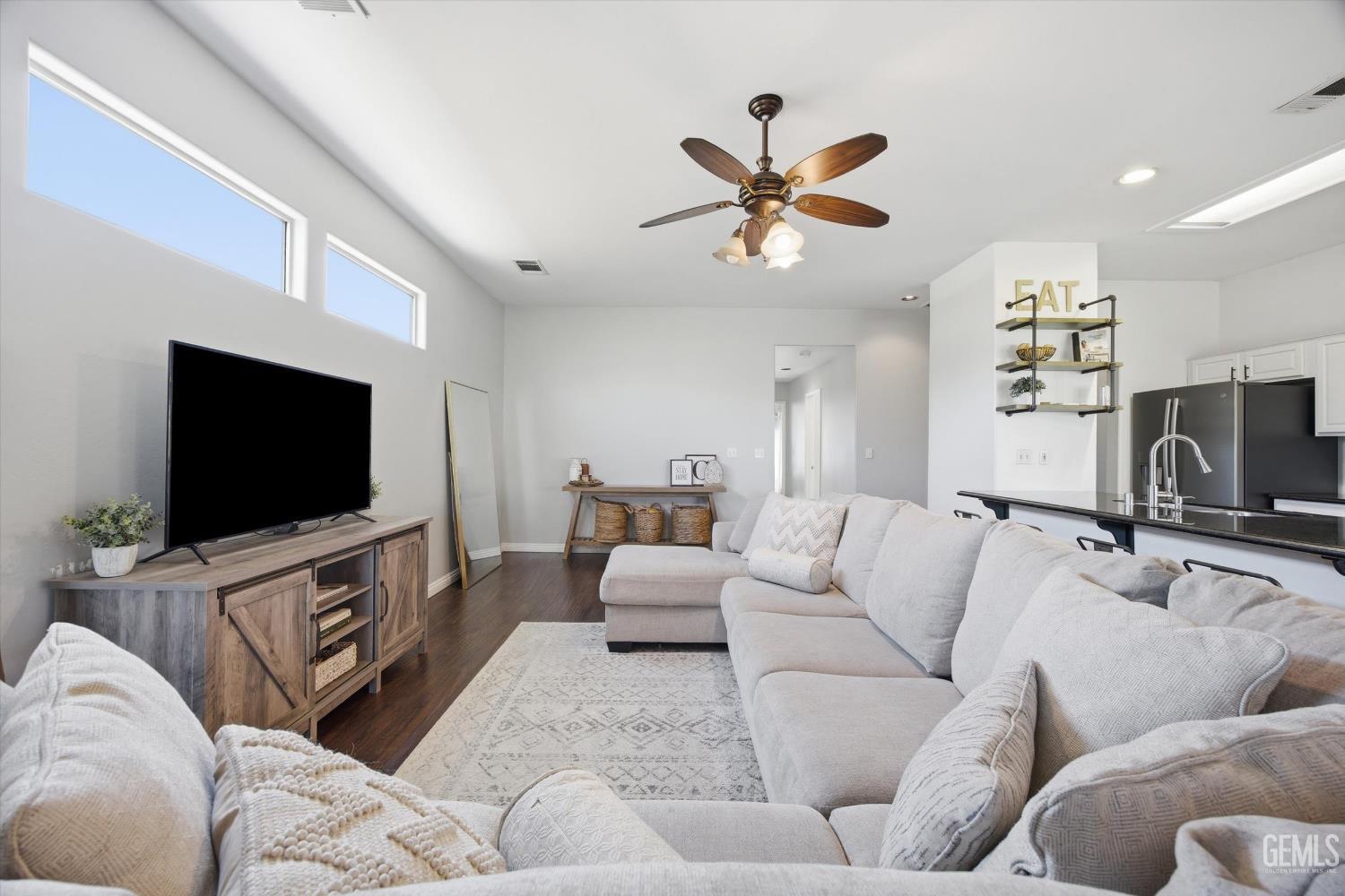 10702 Peach Blossom Avenue — photo 12