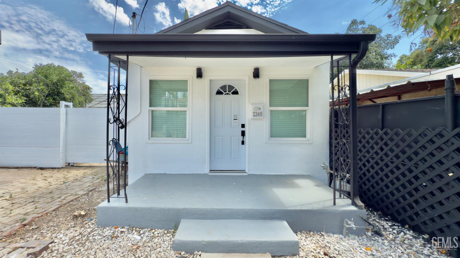 2340 Thomas Street