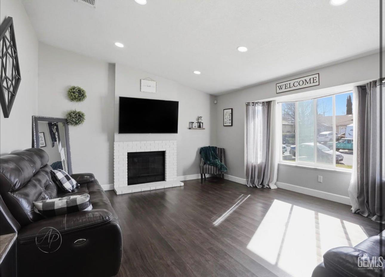 1320 El Rancho Drive — photo 6