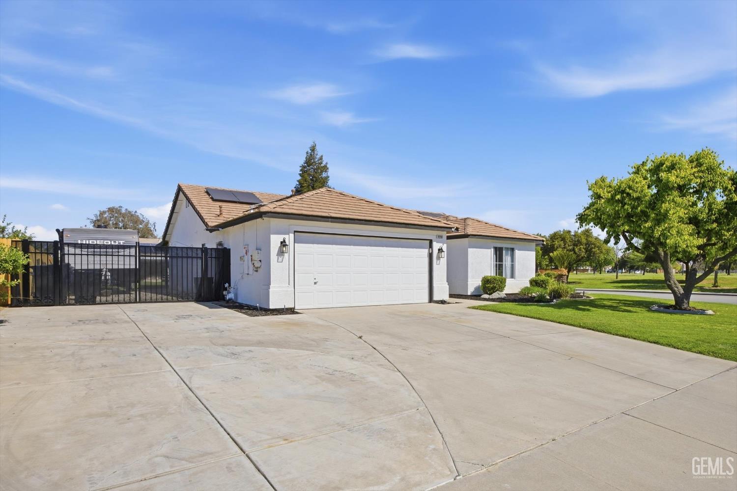 10702 Peach Blossom Avenue — photo 2