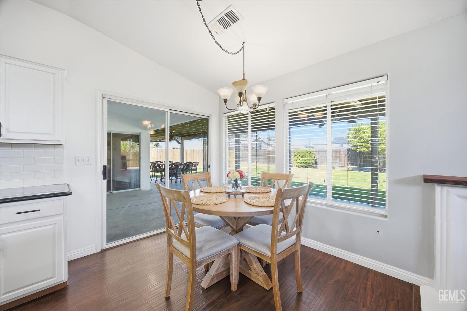 10702 Peach Blossom Avenue — photo 17