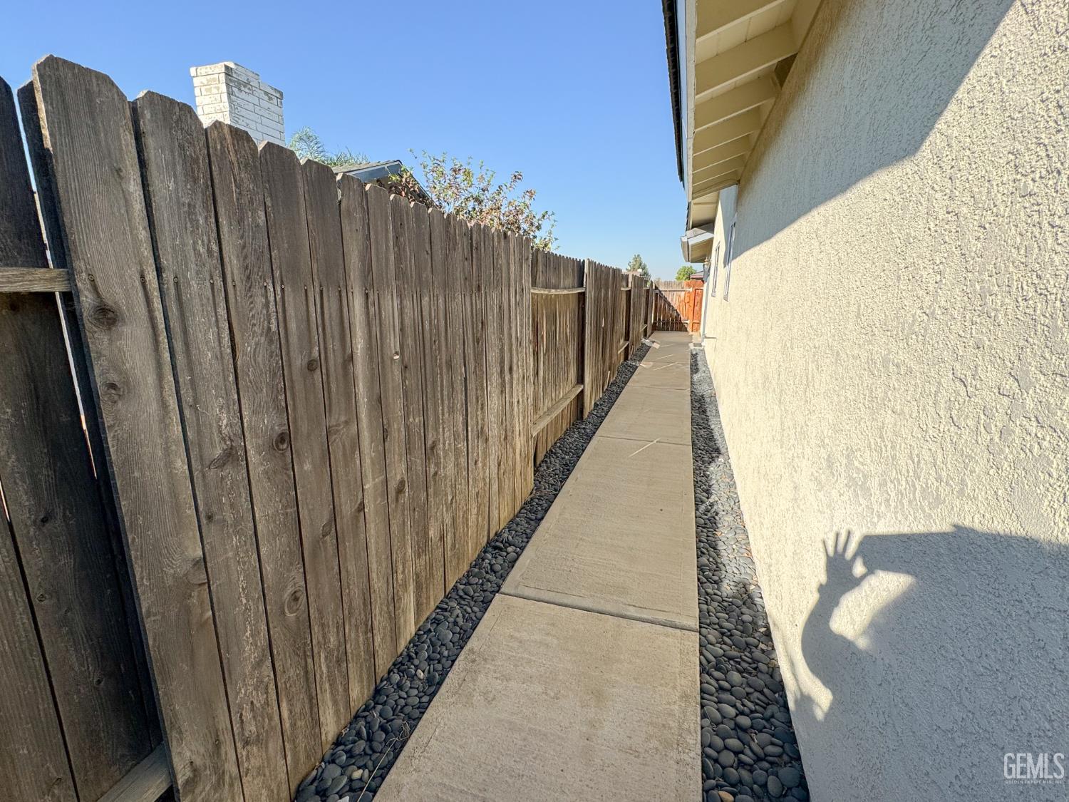 2705 Parkfield Court — photo 32