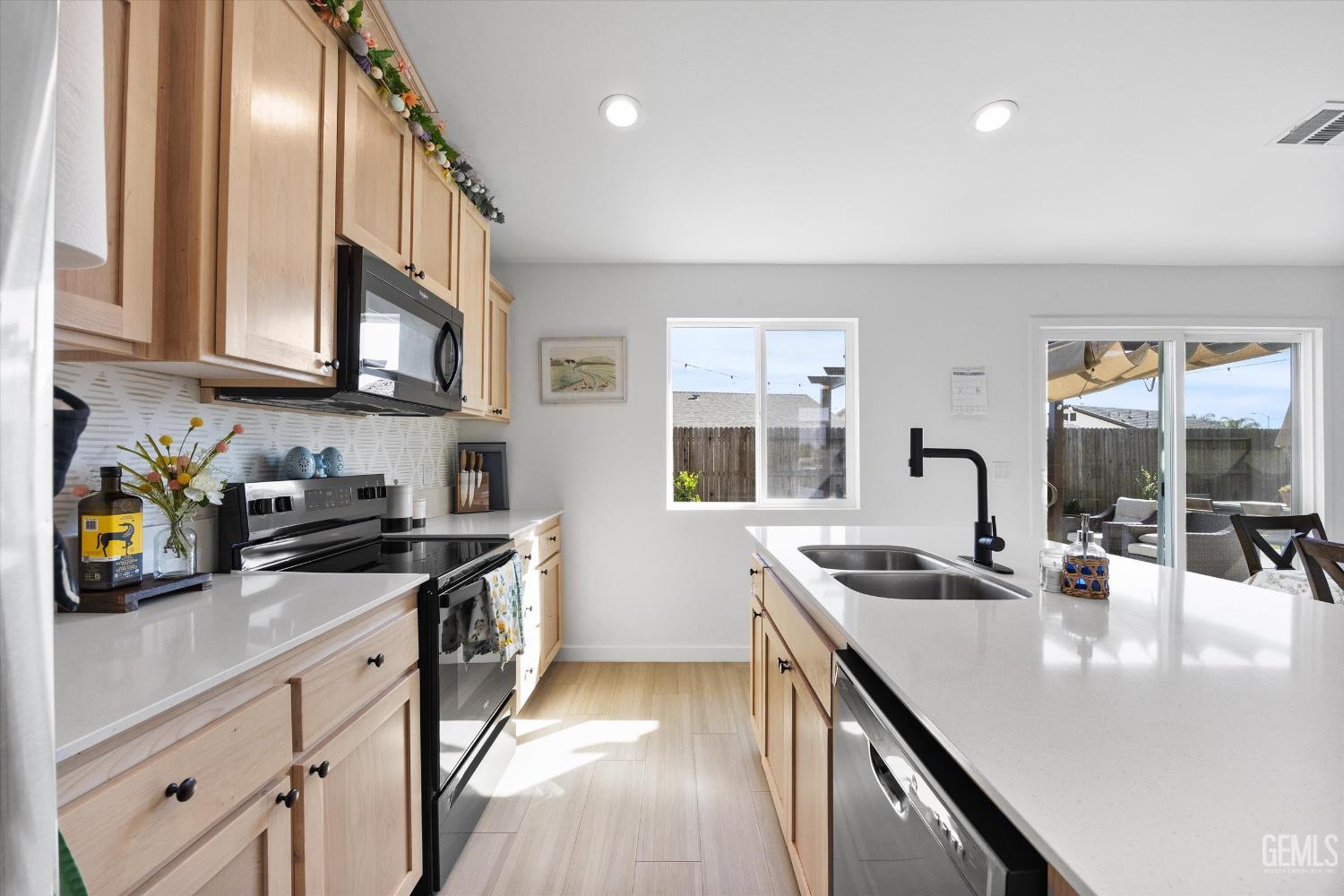 807 Potts Point Way — photo 10