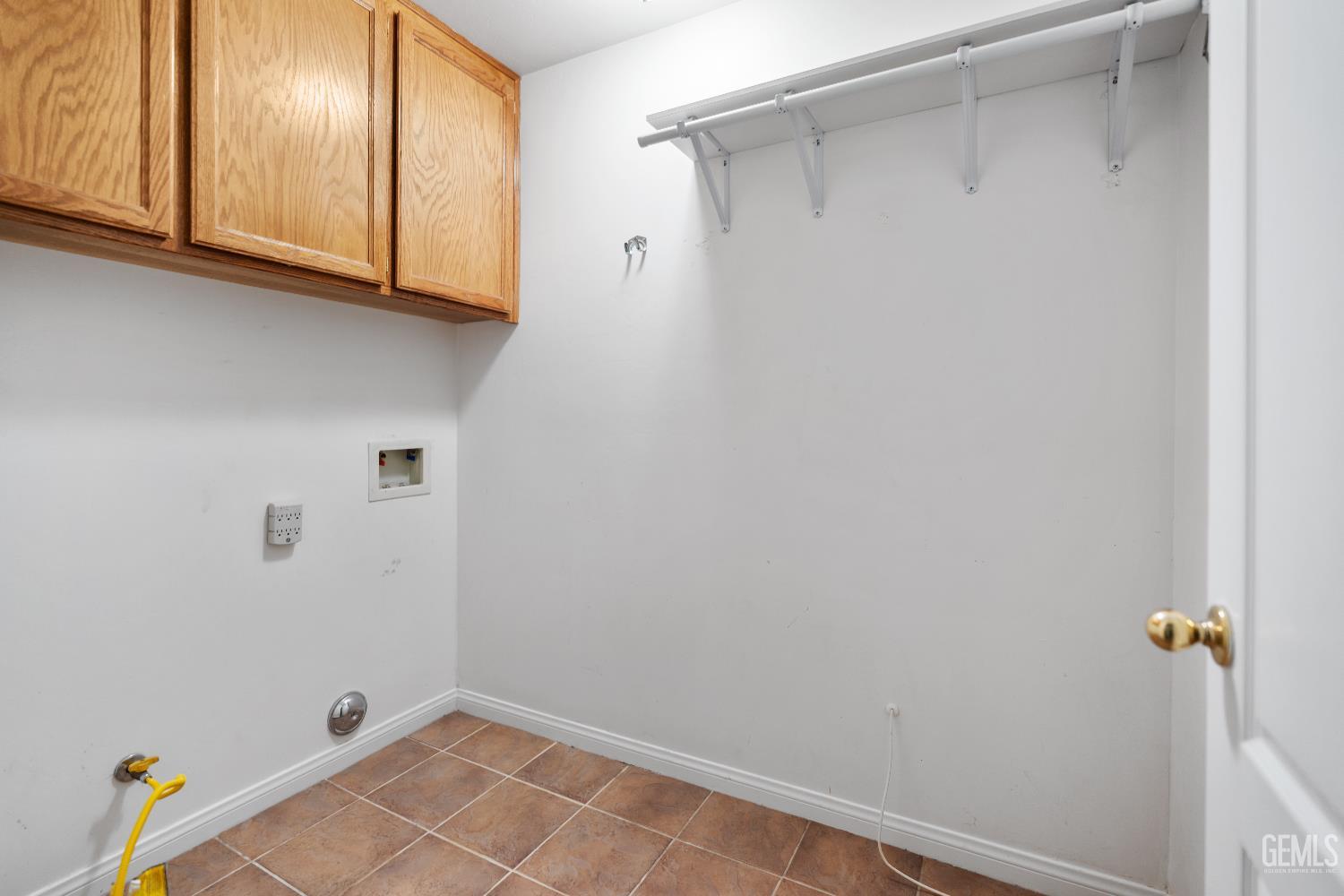 11814 Montague Avenue — photo 15