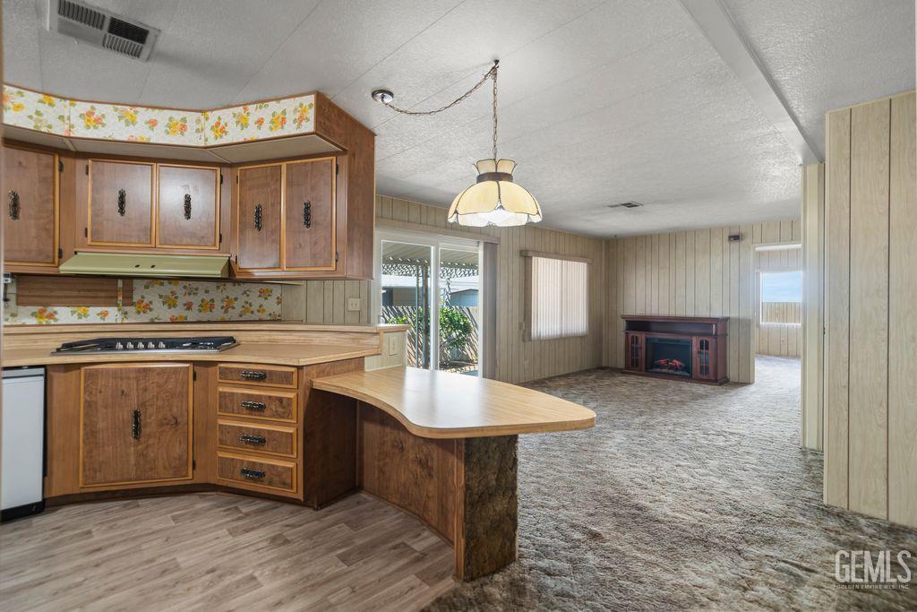 400 E Roberts Lane — photo 10
