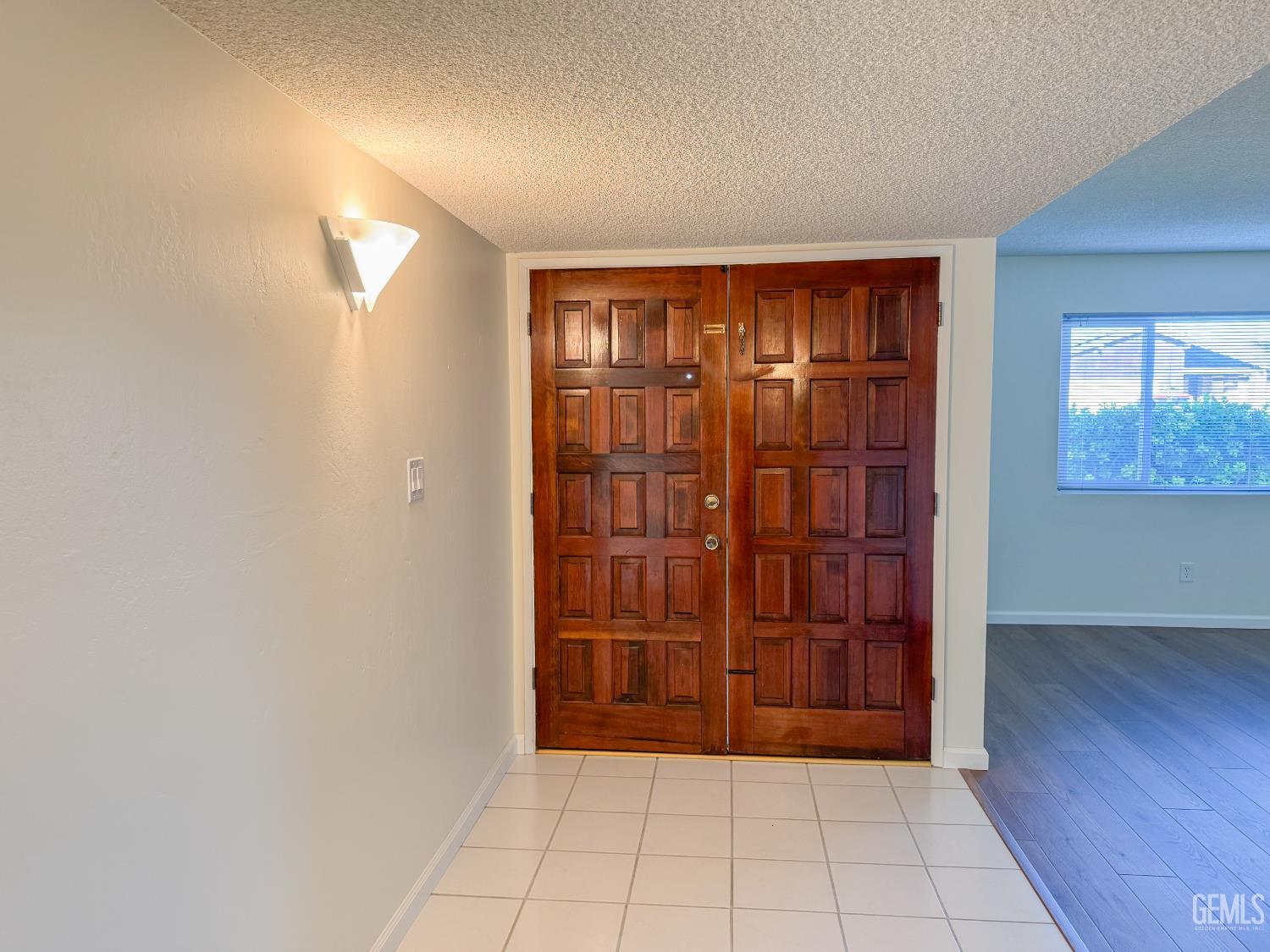 2705 Parkfield Court — photo 3