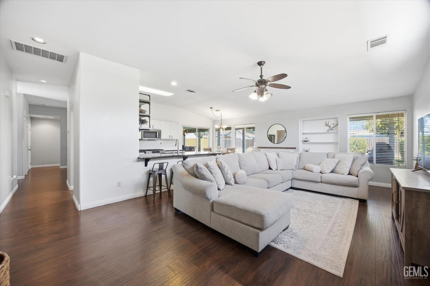 10702 Peach Blossom Avenue — photo 10