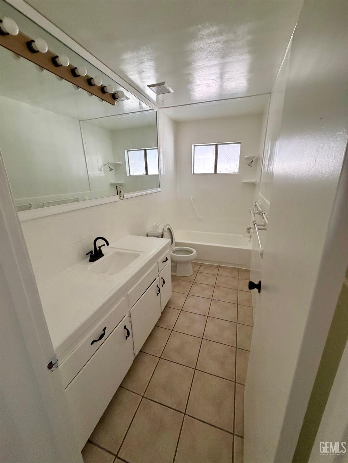 3405 Kennedy Avenue — photo 7