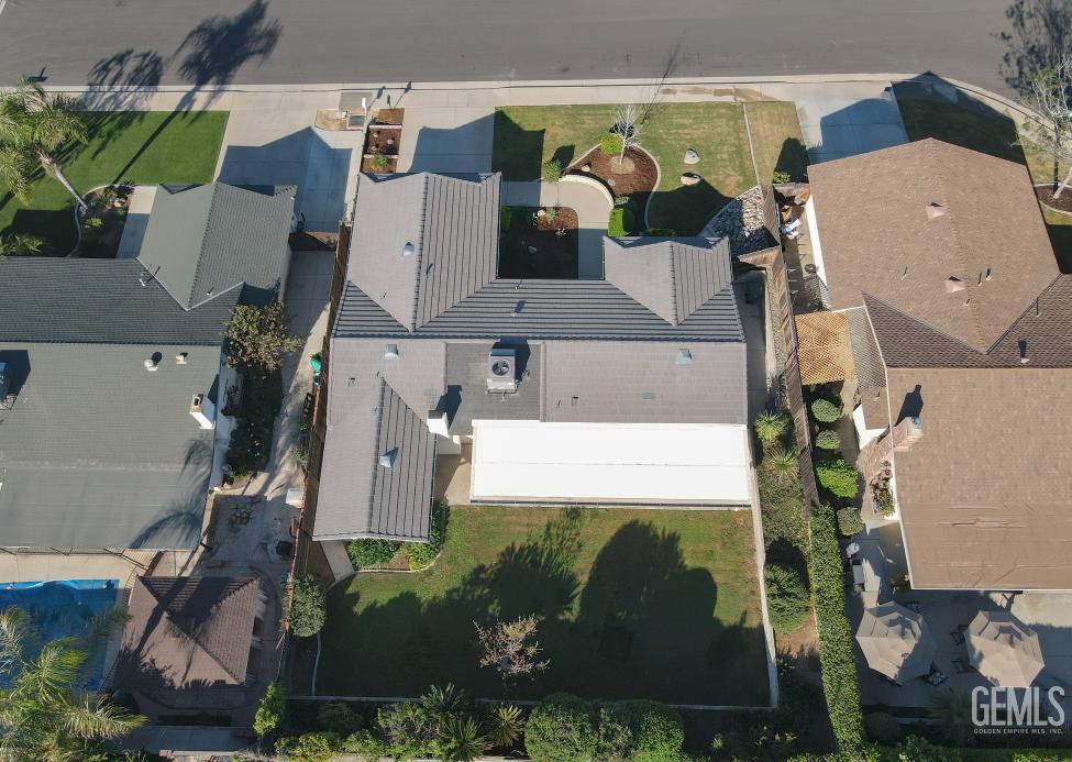 2705 Parkfield Court — photo 37