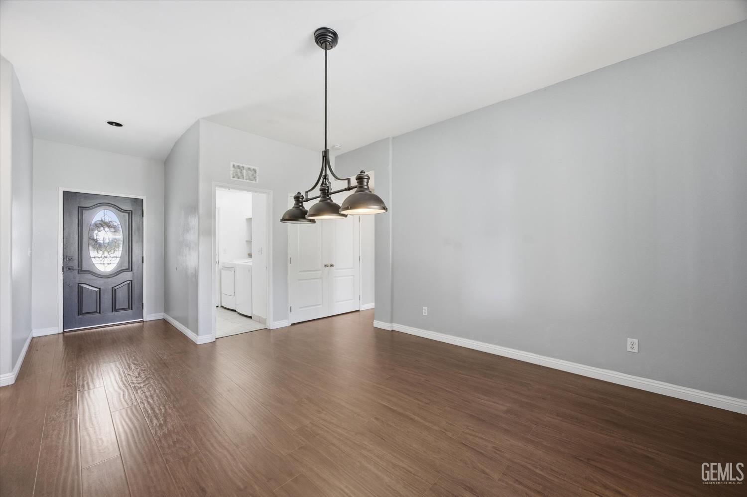 10702 Peach Blossom Avenue — photo 6