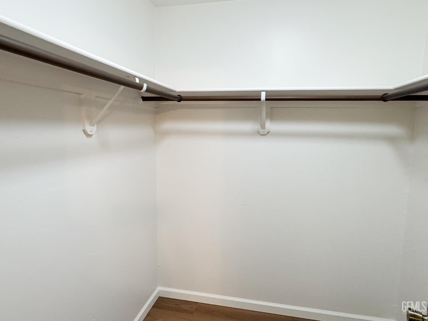 2705 Parkfield Court — photo 10