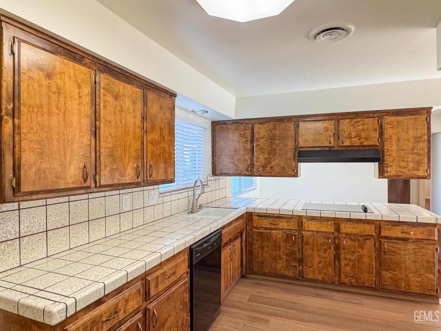2705 Parkfield Court — photo 14