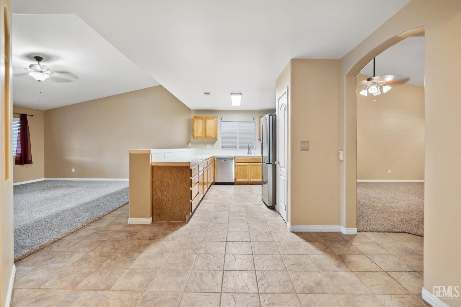 11814 Montague Avenue — photo 10