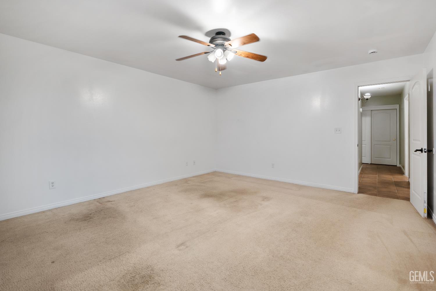 11814 Montague Avenue — photo 23