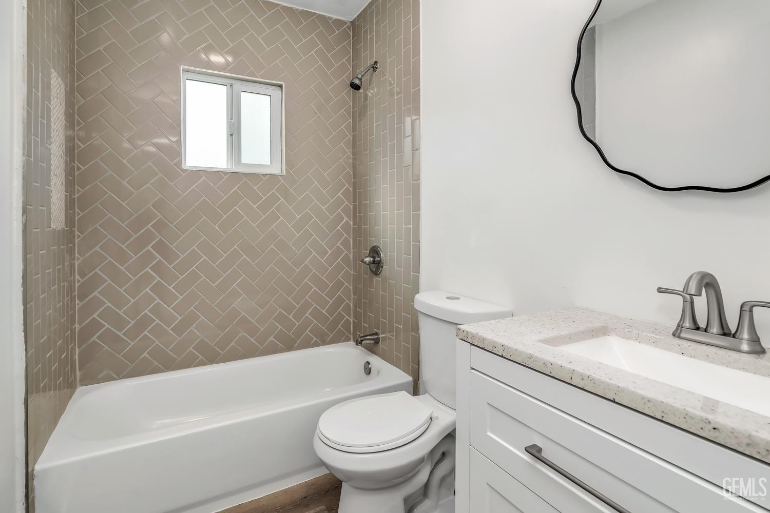 309 S Myrtle Street — photo 9