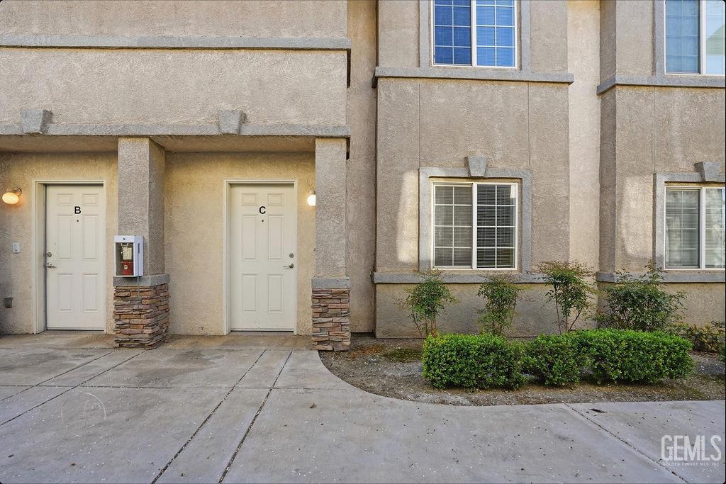 600 Hosking Avenue — photo 5