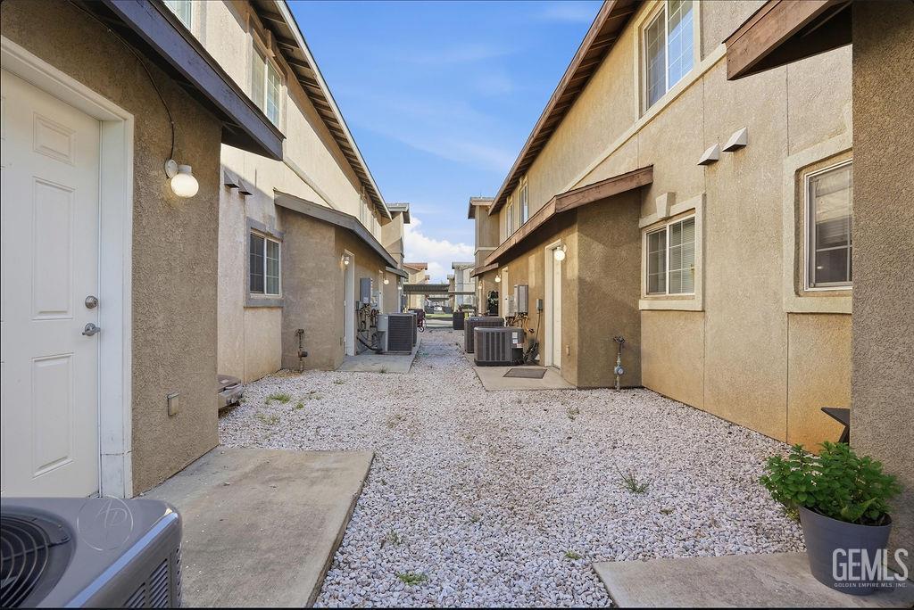 600 Hosking Avenue — photo 4