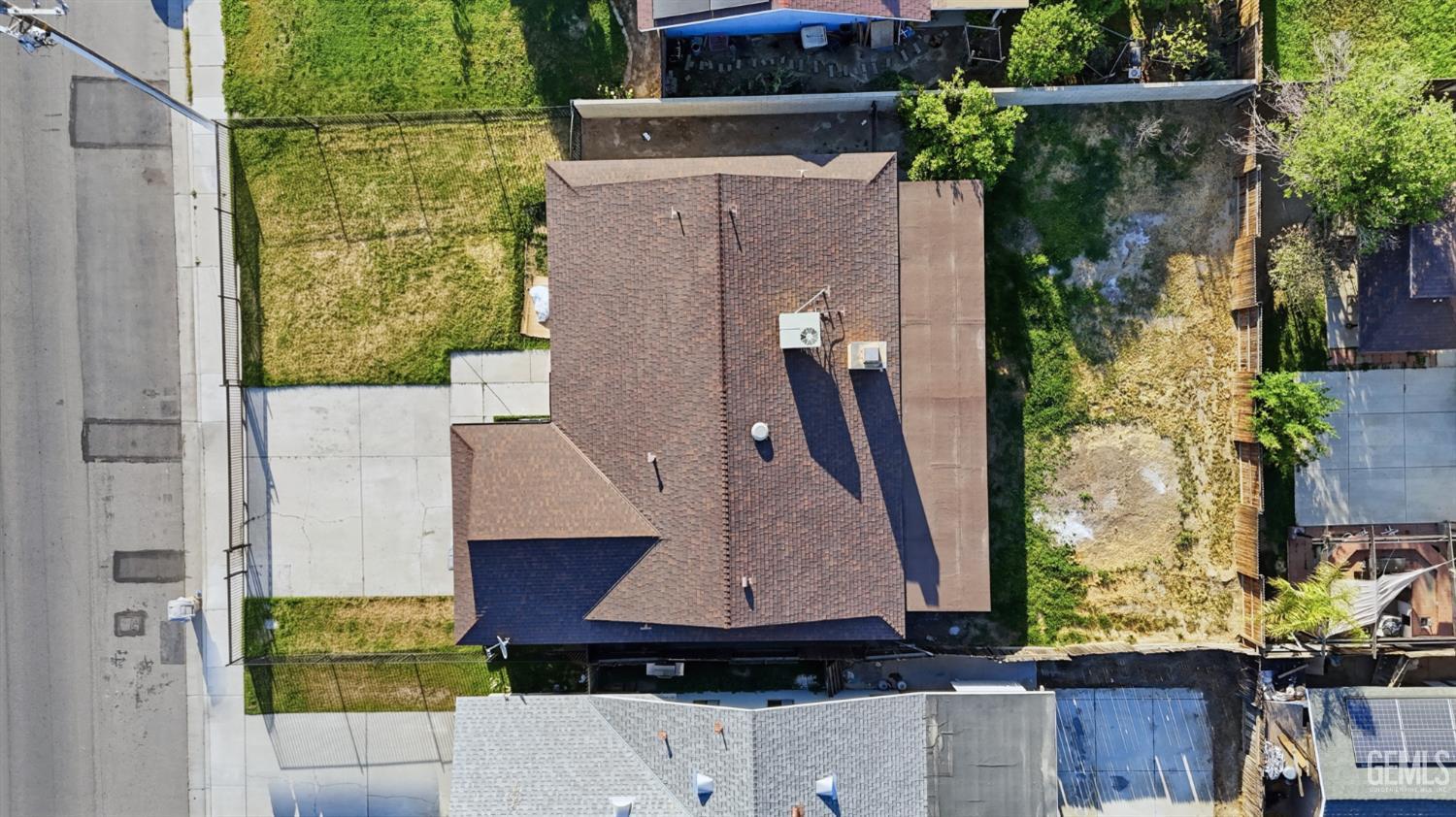 1904 Fairview Road — photo 3