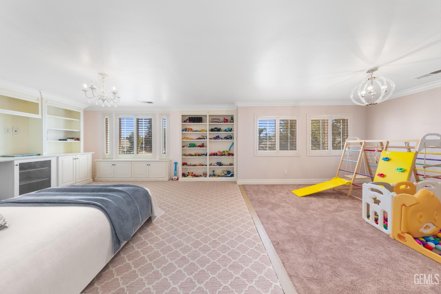 1001 Sungro Way — photo 35