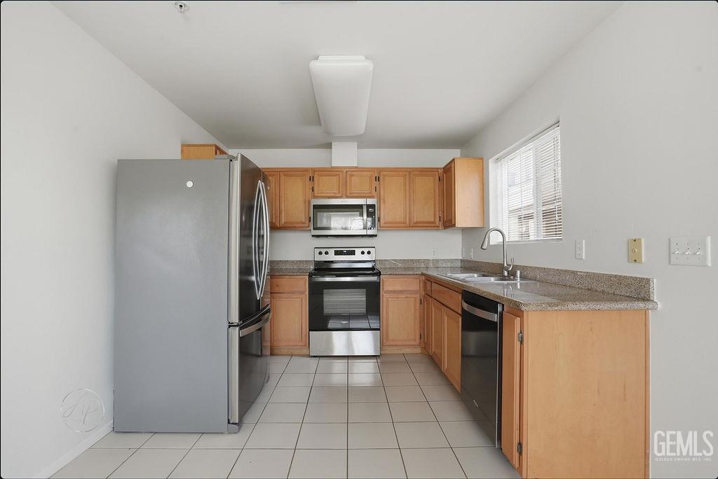 600 Hosking Avenue — photo 11
