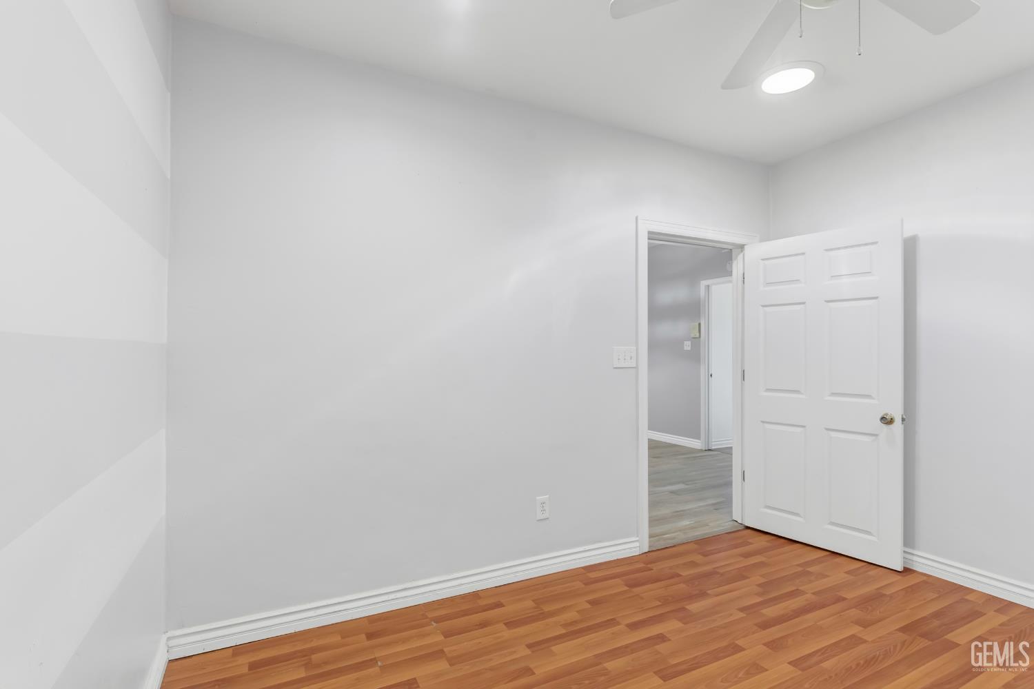 3800 Stockdale Highway — photo 18