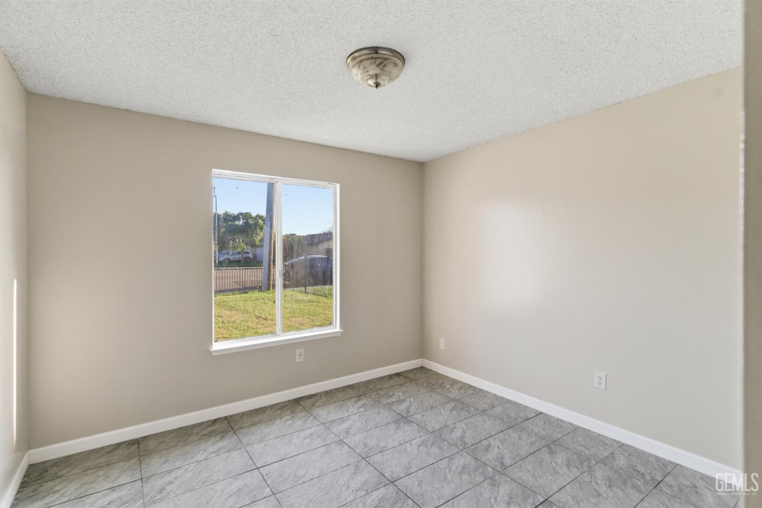 1904 Fairview Road — photo 11